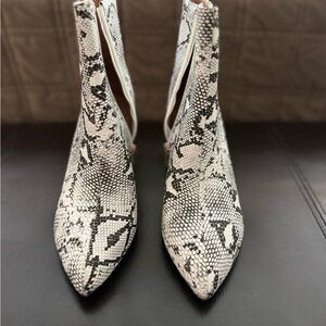 Elegant Snakeskin Pattern Ankle Booties